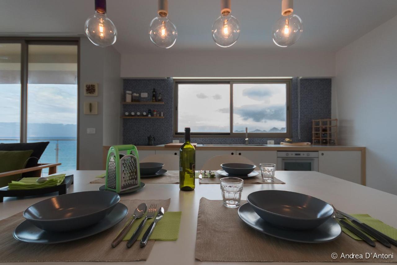 Seafront Holiday House On The Mindelo Bay Екстериор снимка