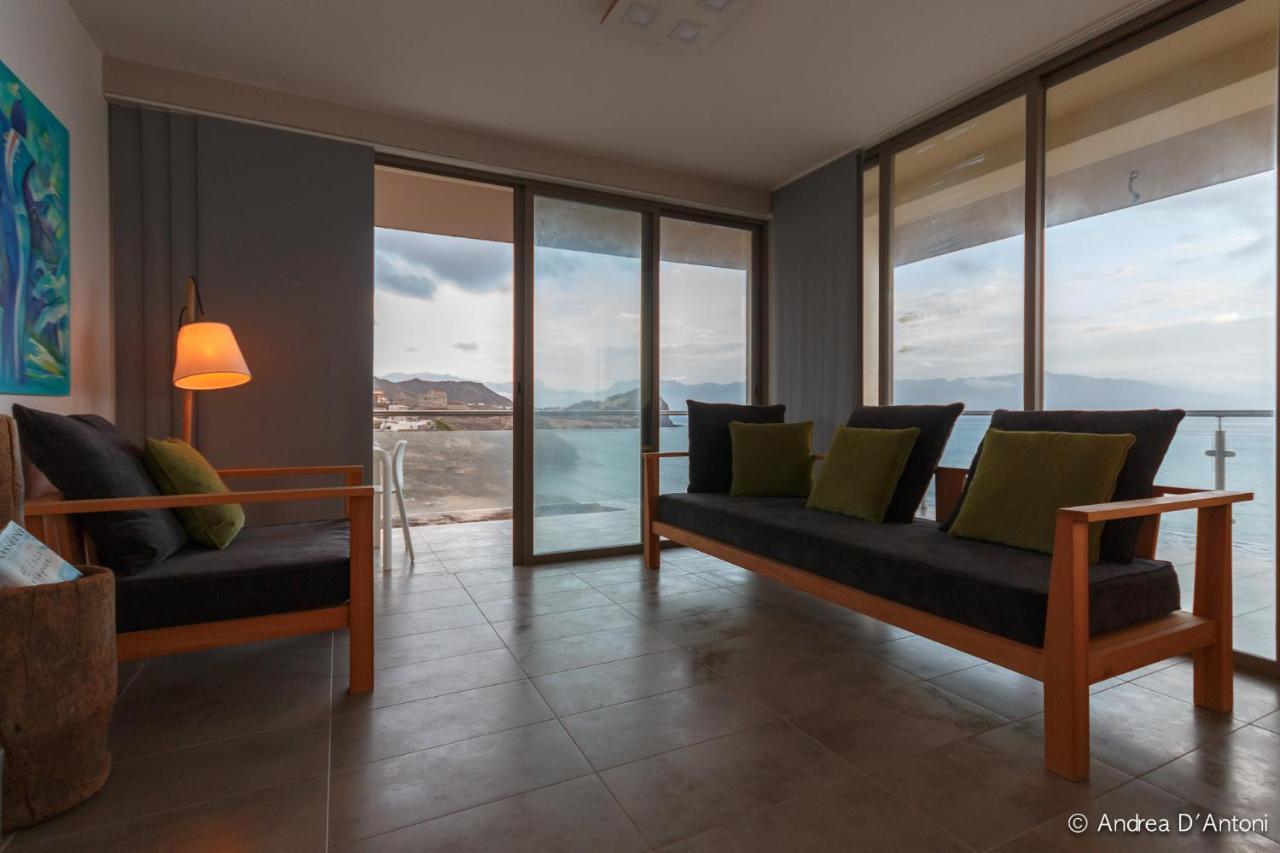 Seafront Holiday House On The Mindelo Bay Екстериор снимка