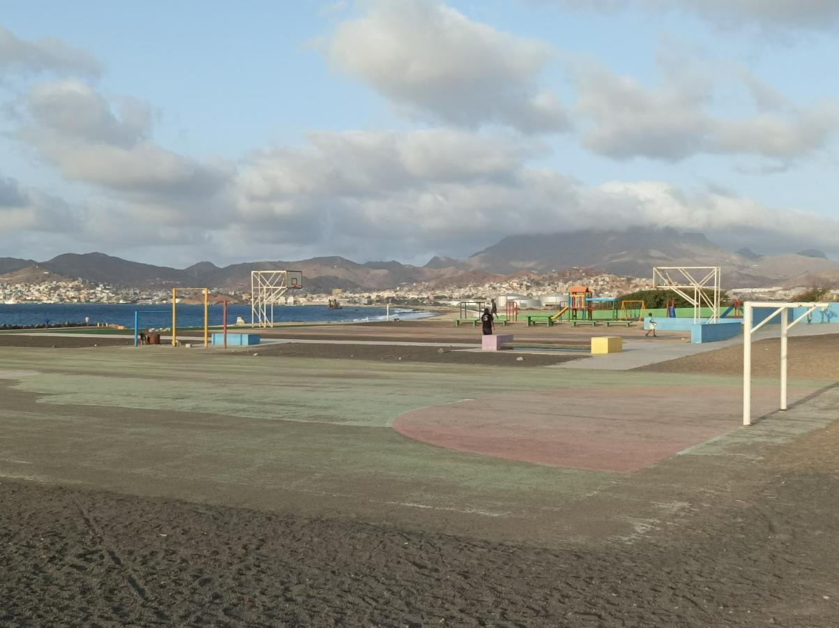Seafront Holiday House On The Mindelo Bay Екстериор снимка